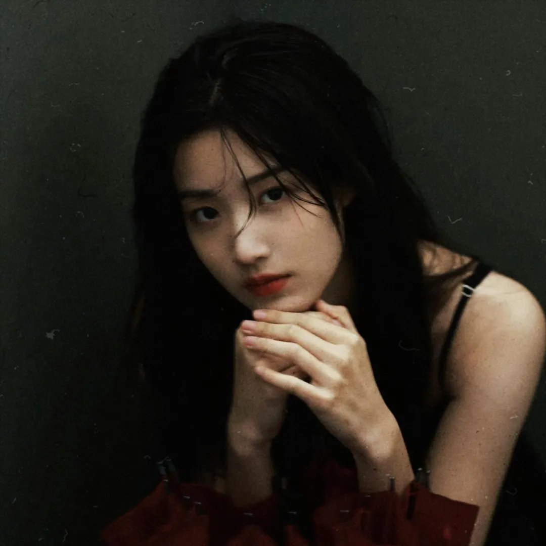 布劳涅森林的女人们